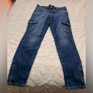 American Eagle stretch cargo type jeans